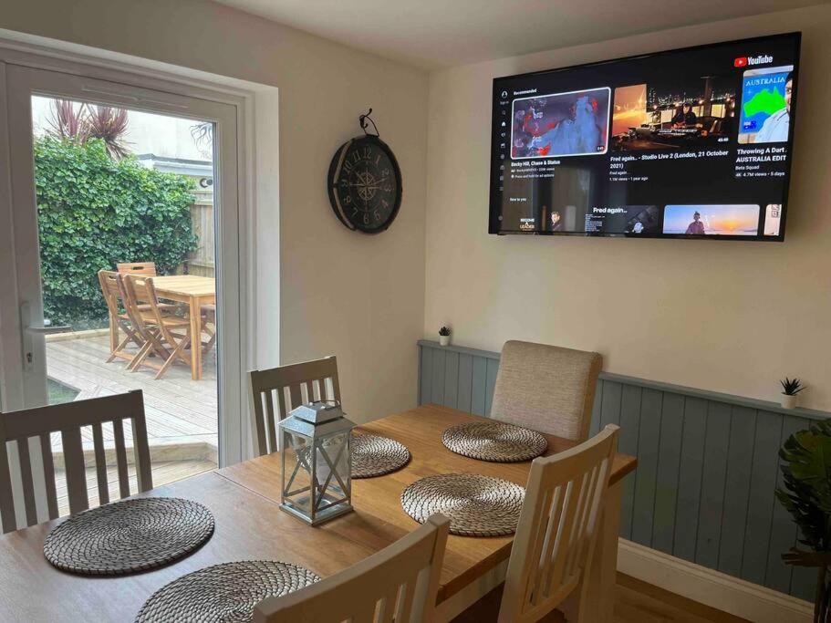 Newly Renovated 3 Bedroom Victorian Detached House Bournemouth Eksteriør bilde