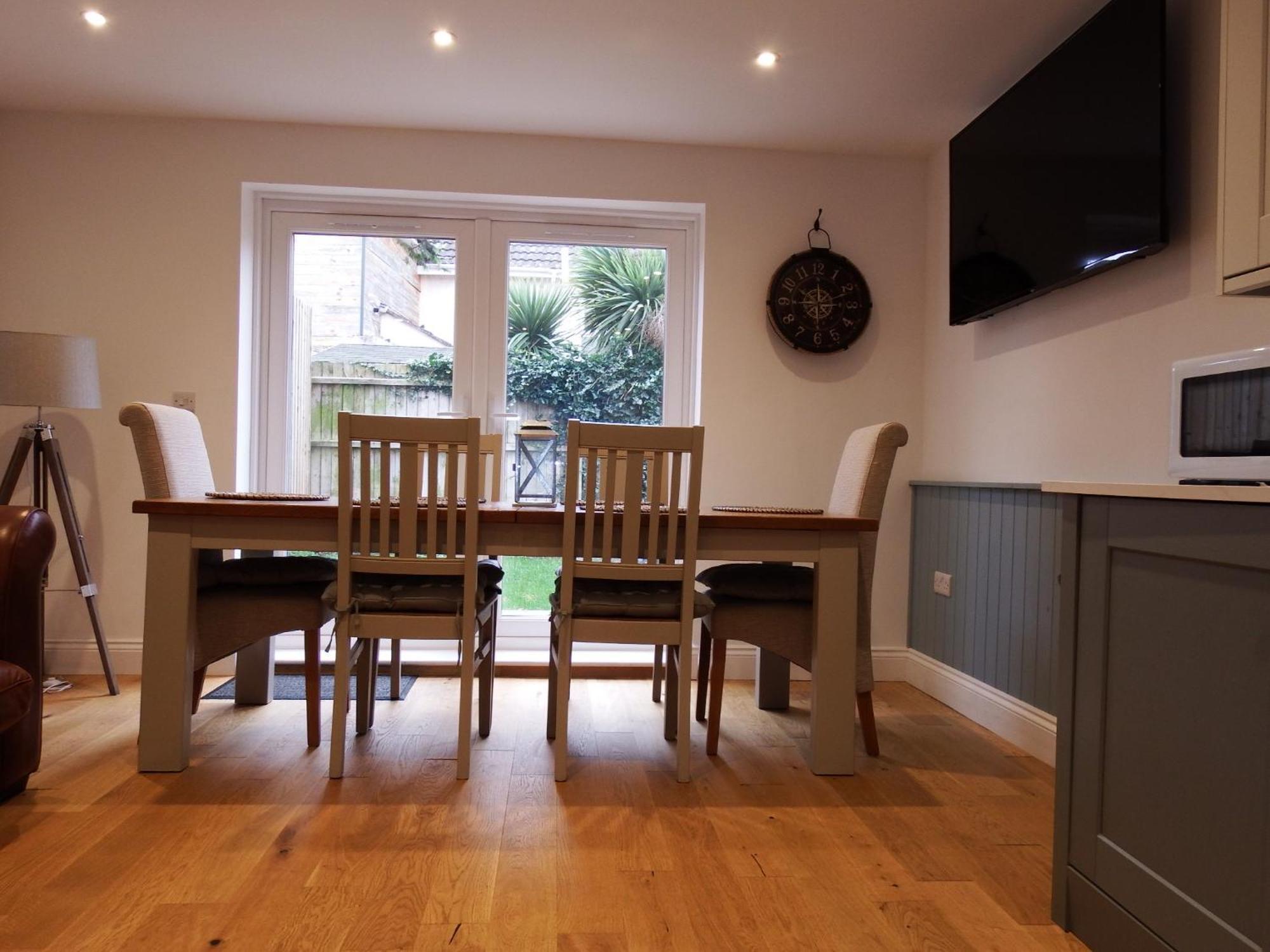Newly Renovated 3 Bedroom Victorian Detached House Bournemouth Eksteriør bilde