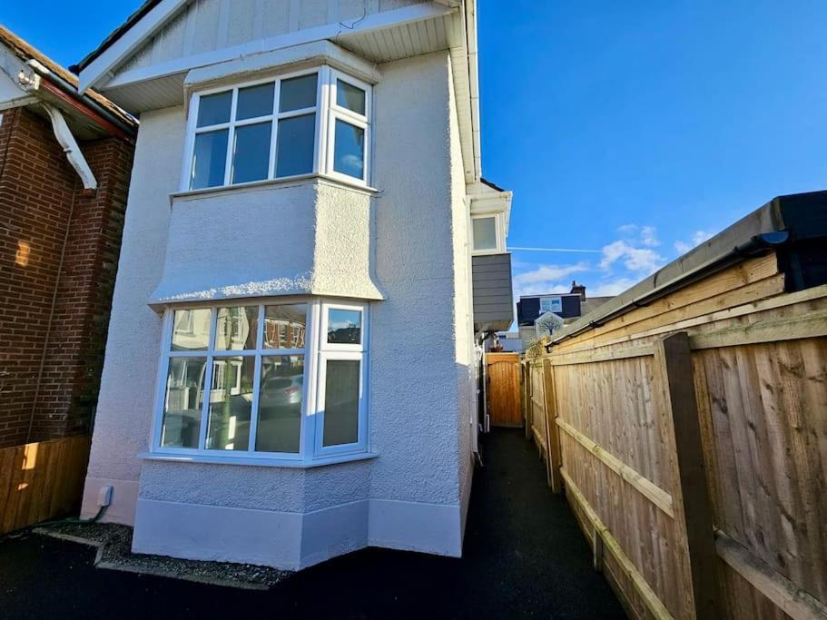 Newly Renovated 3 Bedroom Victorian Detached House Bournemouth Eksteriør bilde